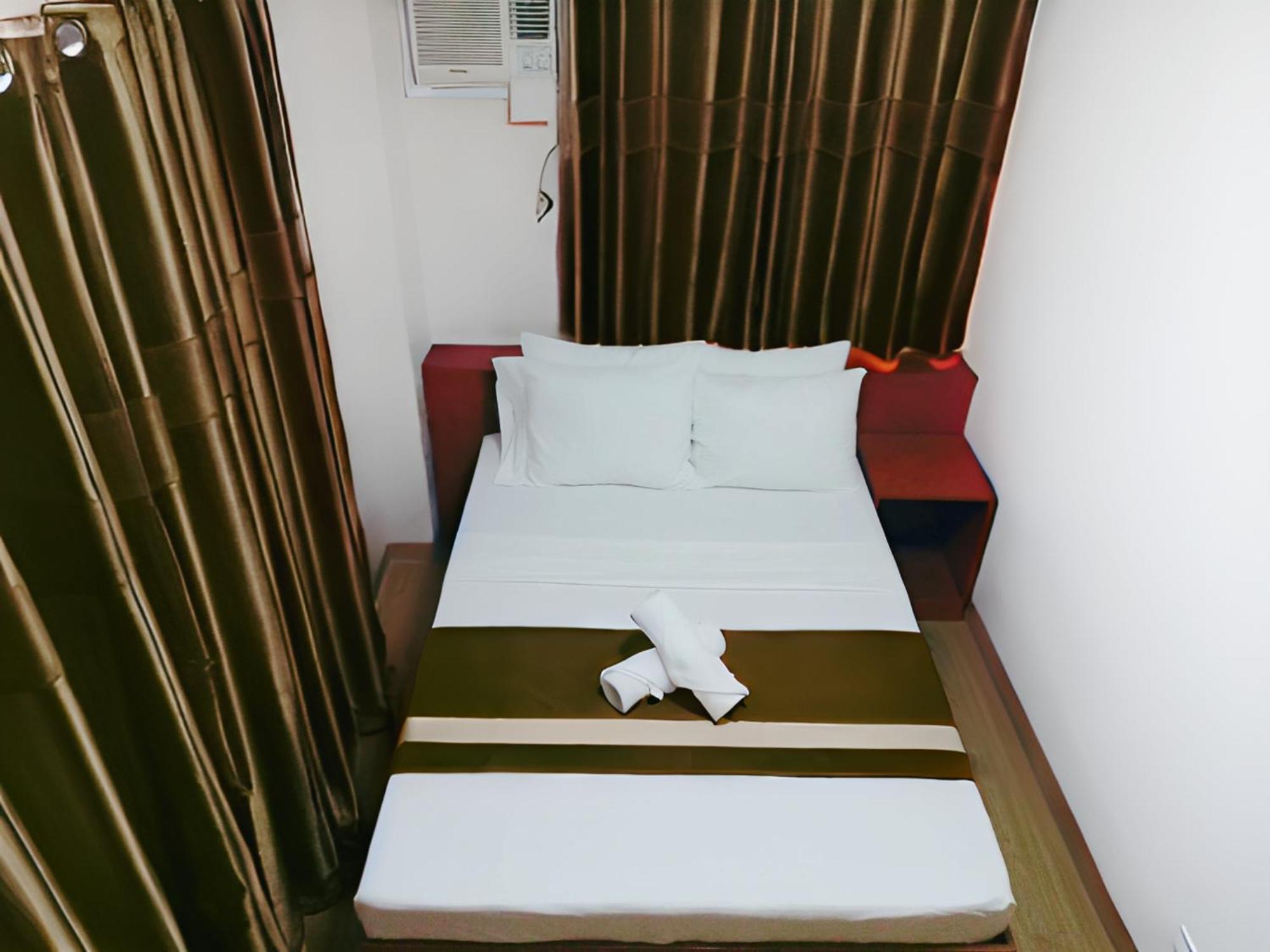 Dy Heritage Suites Vigan Exterior foto